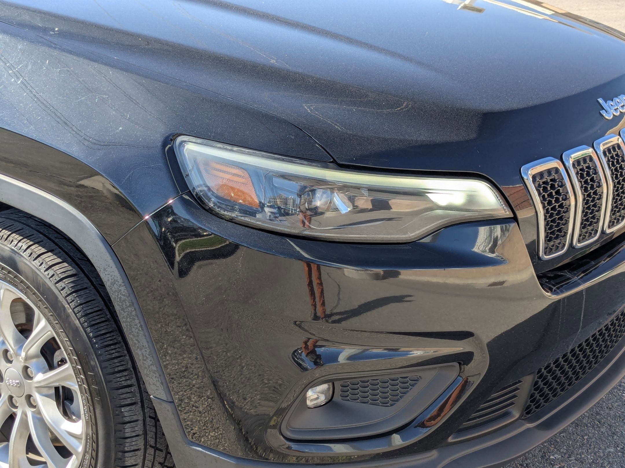 Used 2019 Jeep Cherokee Latitude w/ Popular Appearance Group image 10