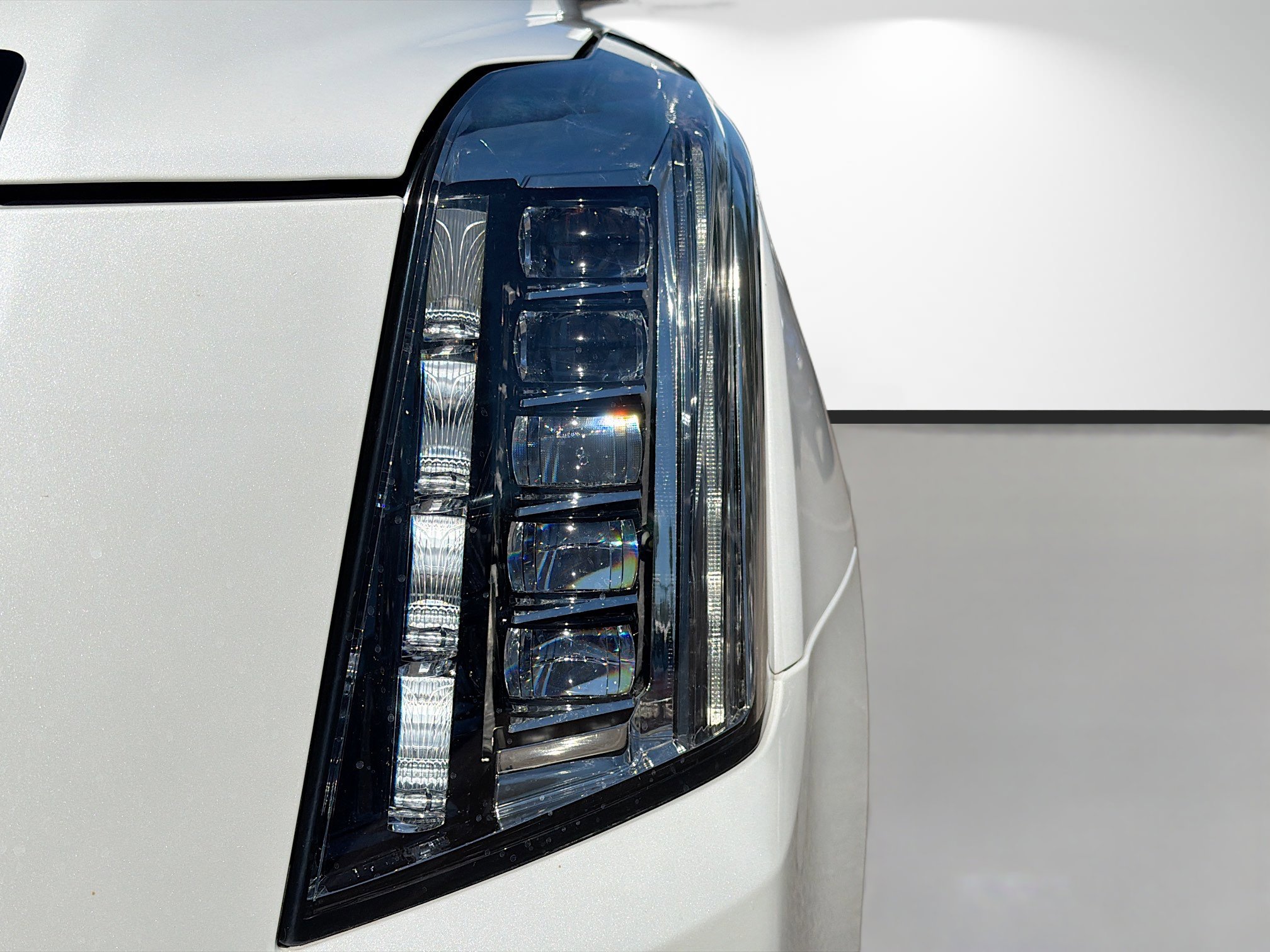 Used 2020 Cadillac Escalade Luxury image 9