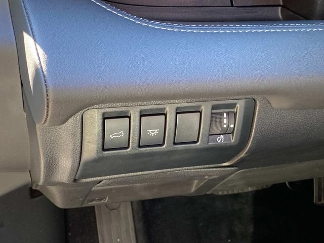 Used 2023 Subaru Ascent Touring AWD/4WD image 17