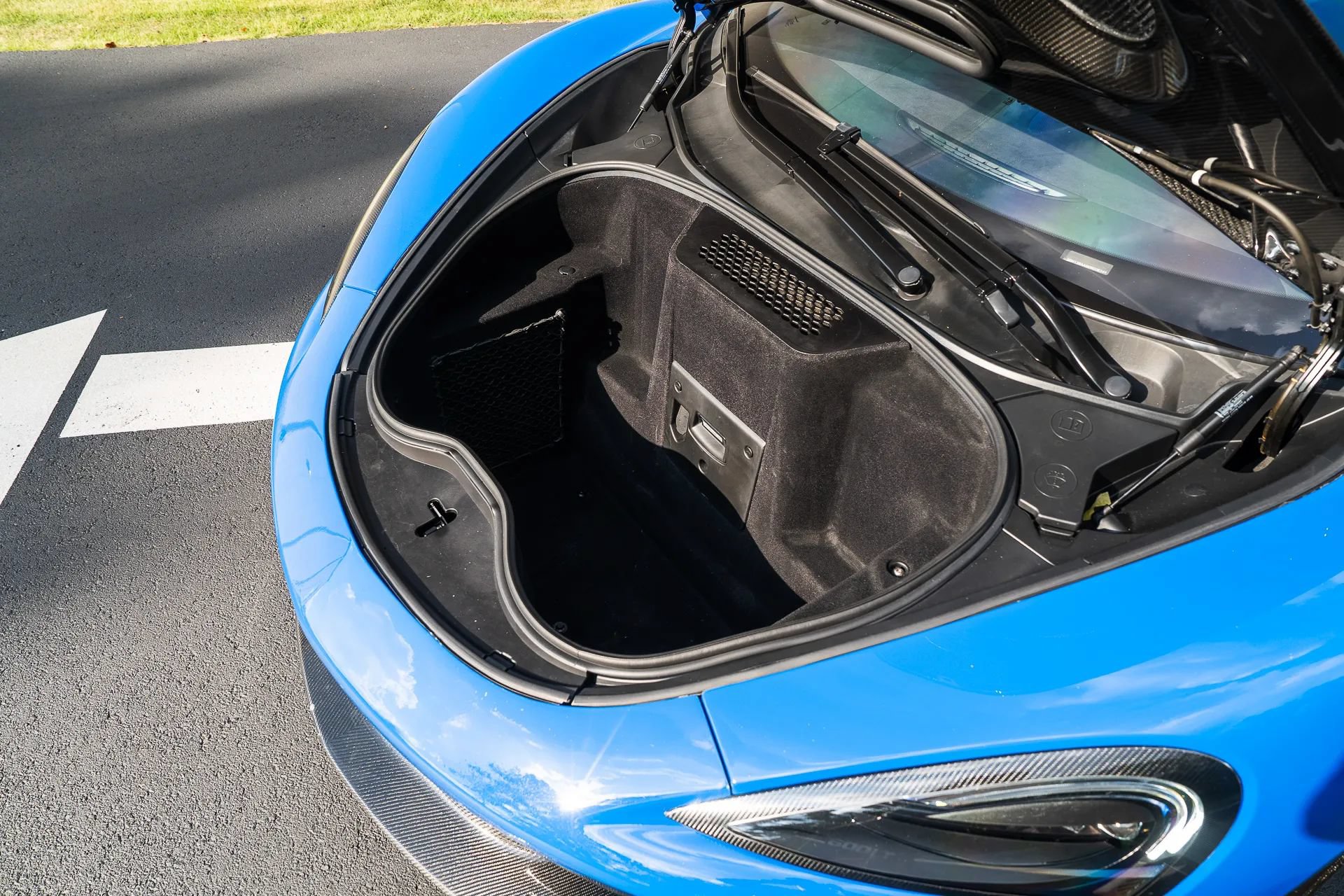 Used 2019 McLaren 600LT RWD image 21