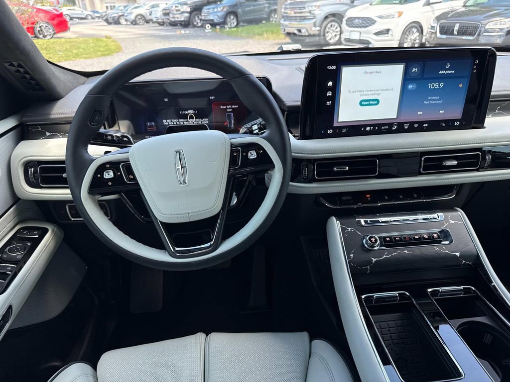 New 2025 Lincoln Aviator Black Label image 17
