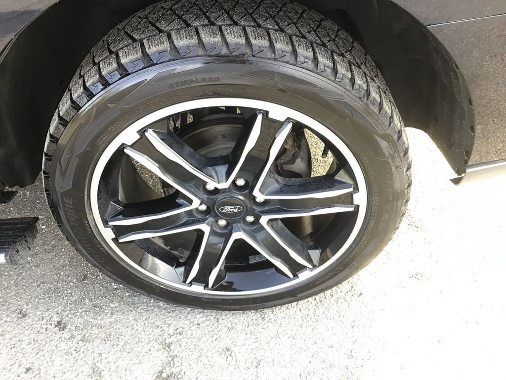 Used 2021 Ford Expedition Limited image 10