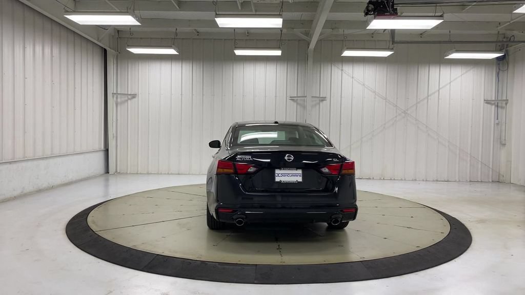 Used 2019 Nissan Altima 2.5 SL FWD image 7