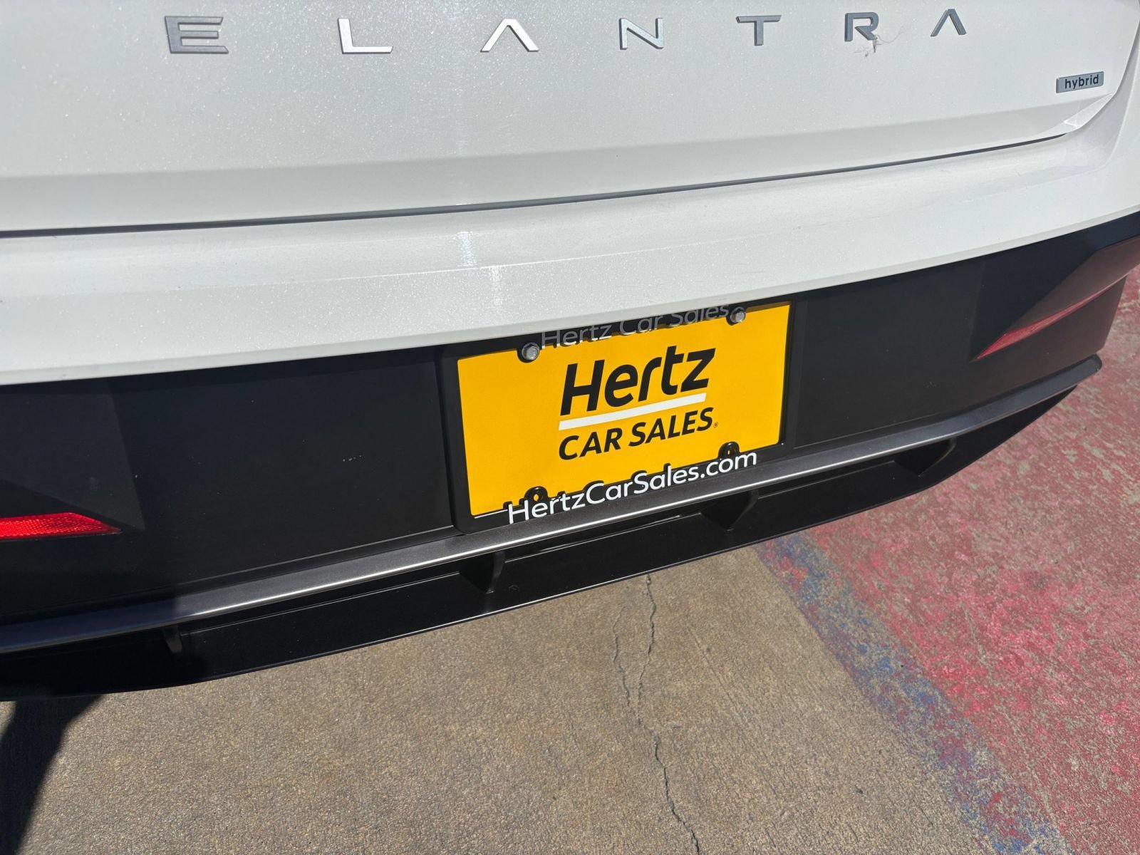 Used 2025 Hyundai Elantra Limited FWD image 24