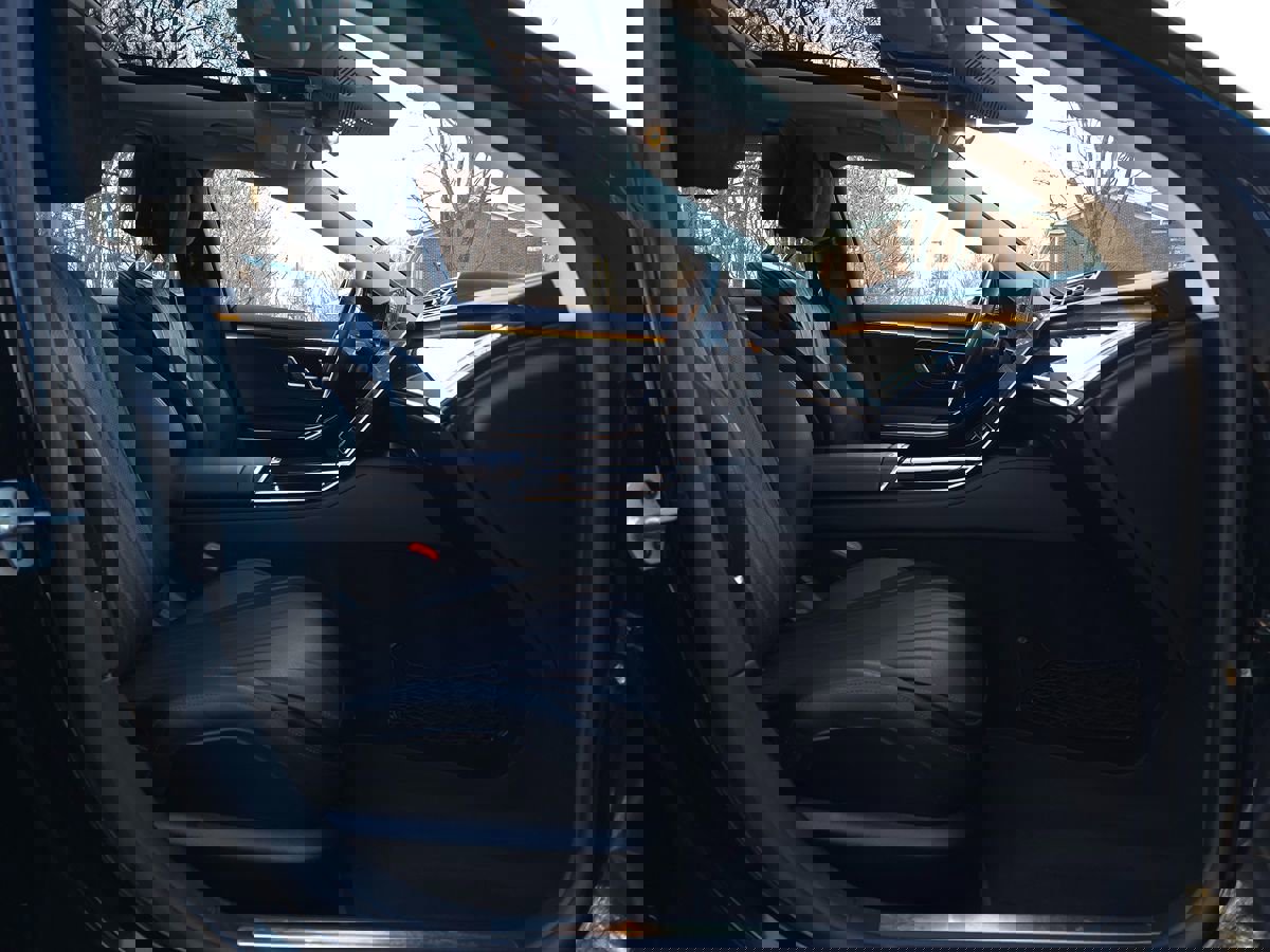 Used 2023 Mercedes-Benz S 580e 4MATIC Sedan w/ Warmth & Comfort Package image 20