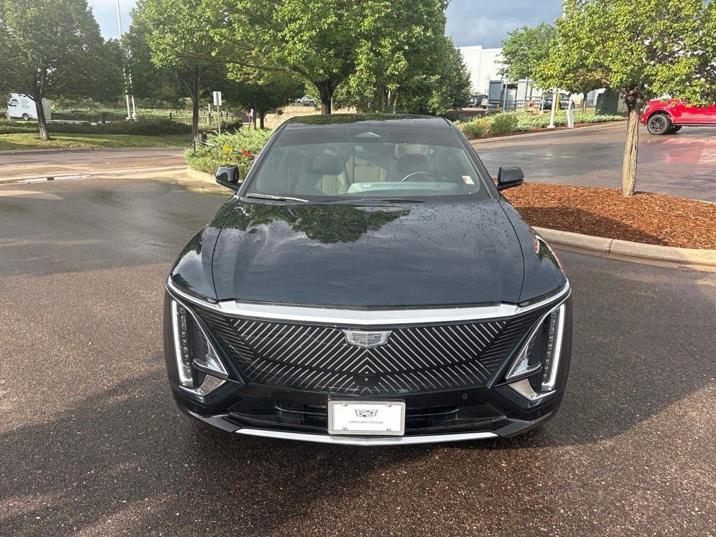 Certified 2024 Cadillac Lyriq Luxury w/ Nappa Leather Package AWD/4WD image 9