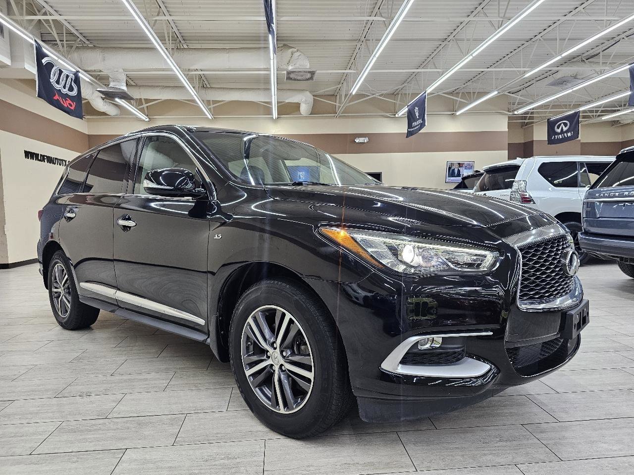 Used 2016 INFINITI QX60 FWD image 5