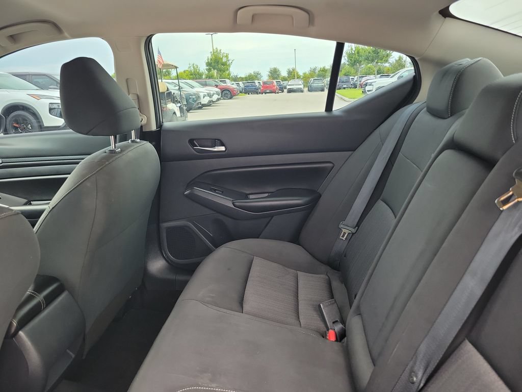 Used 2022 Nissan Altima 2.5 S FWD image 11