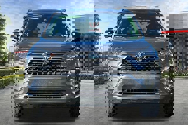 Used 2020 Toyota RAV4 LE w/ All Weather Liner Package image 10