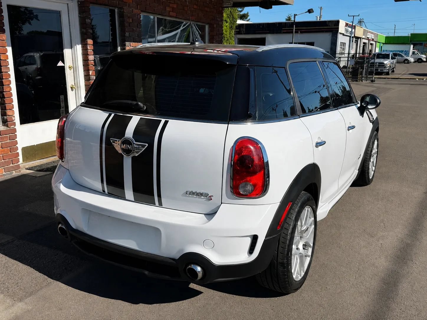 Used 2011 MINI Cooper Countryman S AWD/4WD image 3