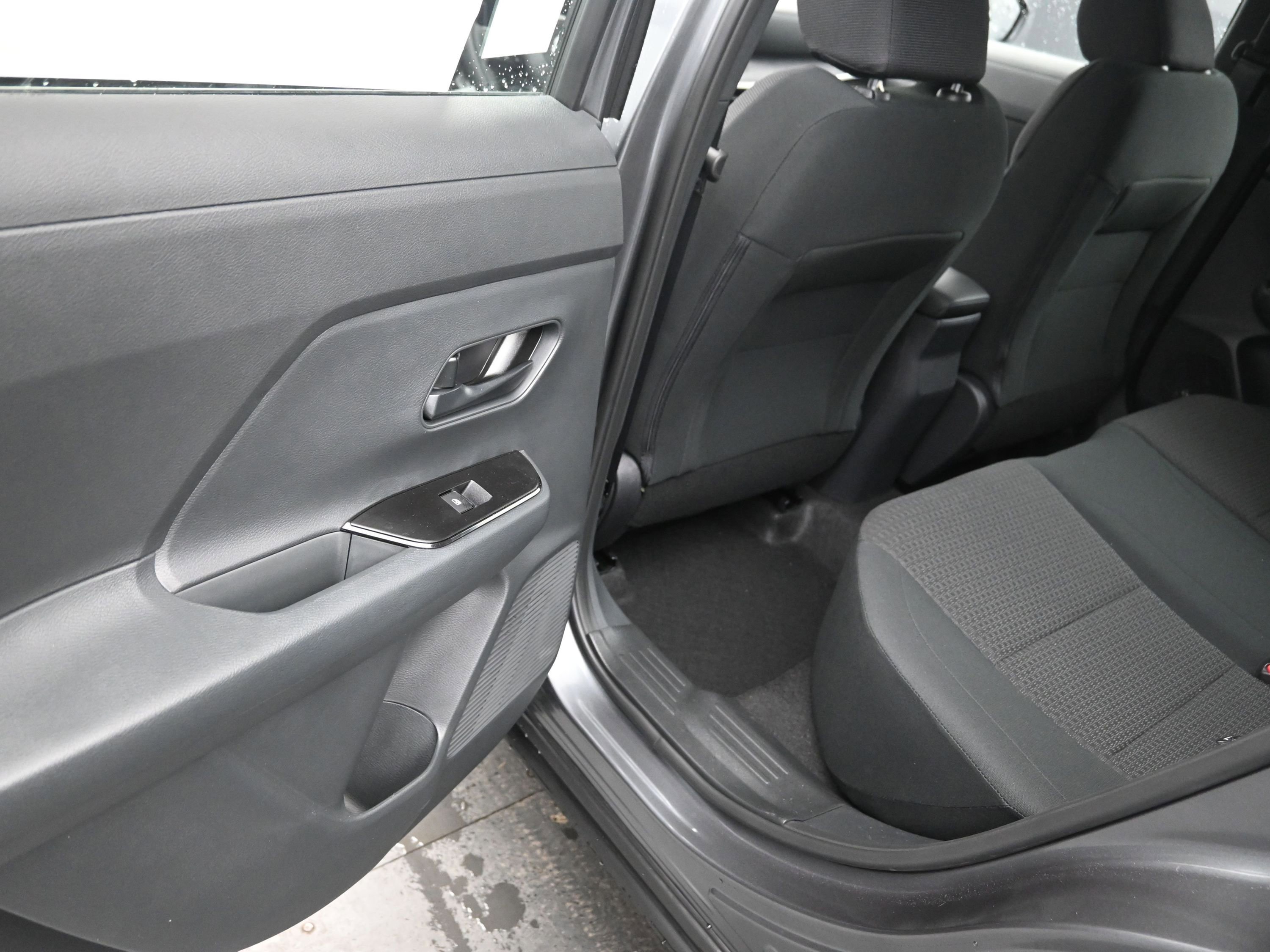 New 2026 Nissan Kicks S image 17