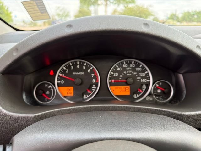 Used 2012 Nissan Pathfinder LE AWD/4WD image 38