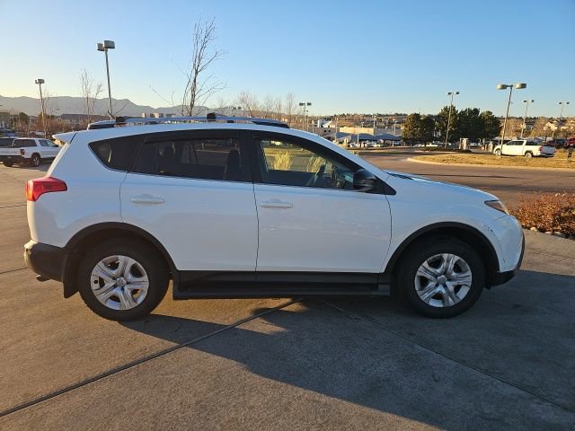 Used 2015 Toyota RAV4 LE image 9