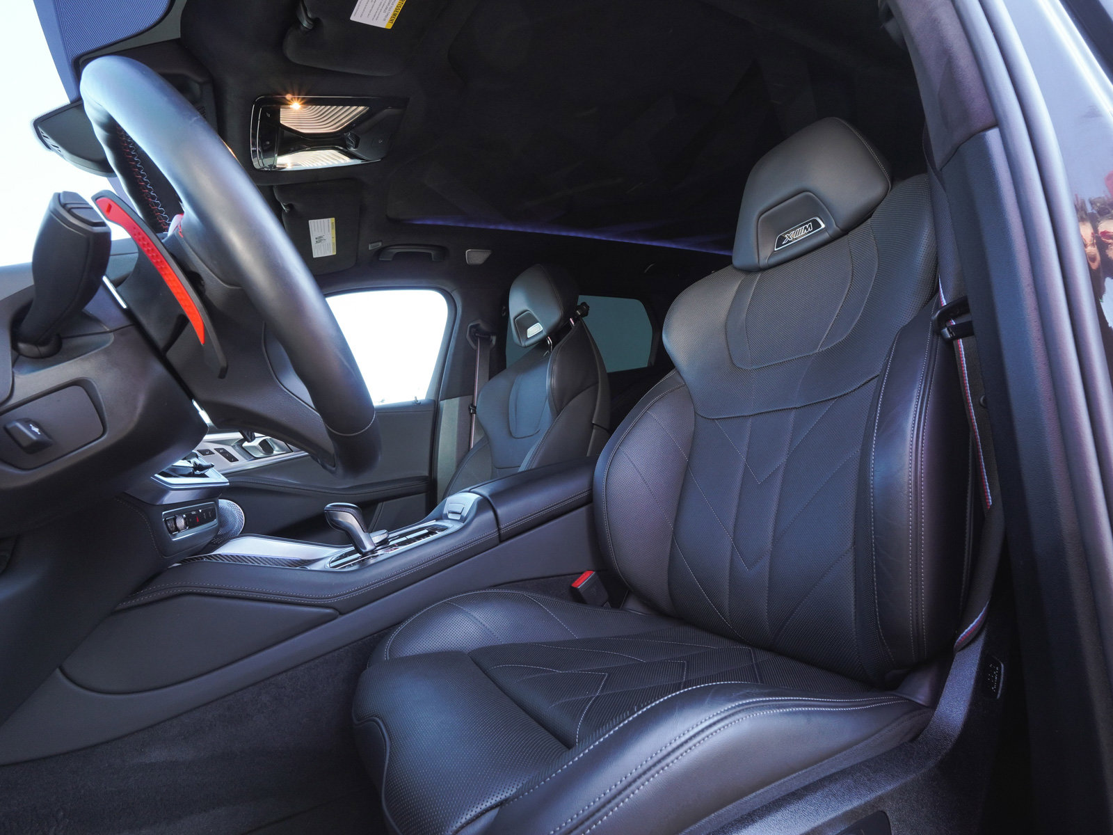 Used 2025 BMW XM image 34