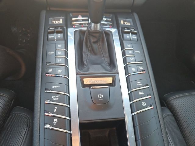 Used 2017 Porsche Macan S AWD/4WD image 17