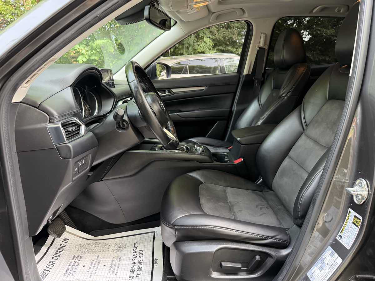 Used 2018 MAZDA CX-5 Touring w/ Preferred Equipment Package AWD/4WD image 9