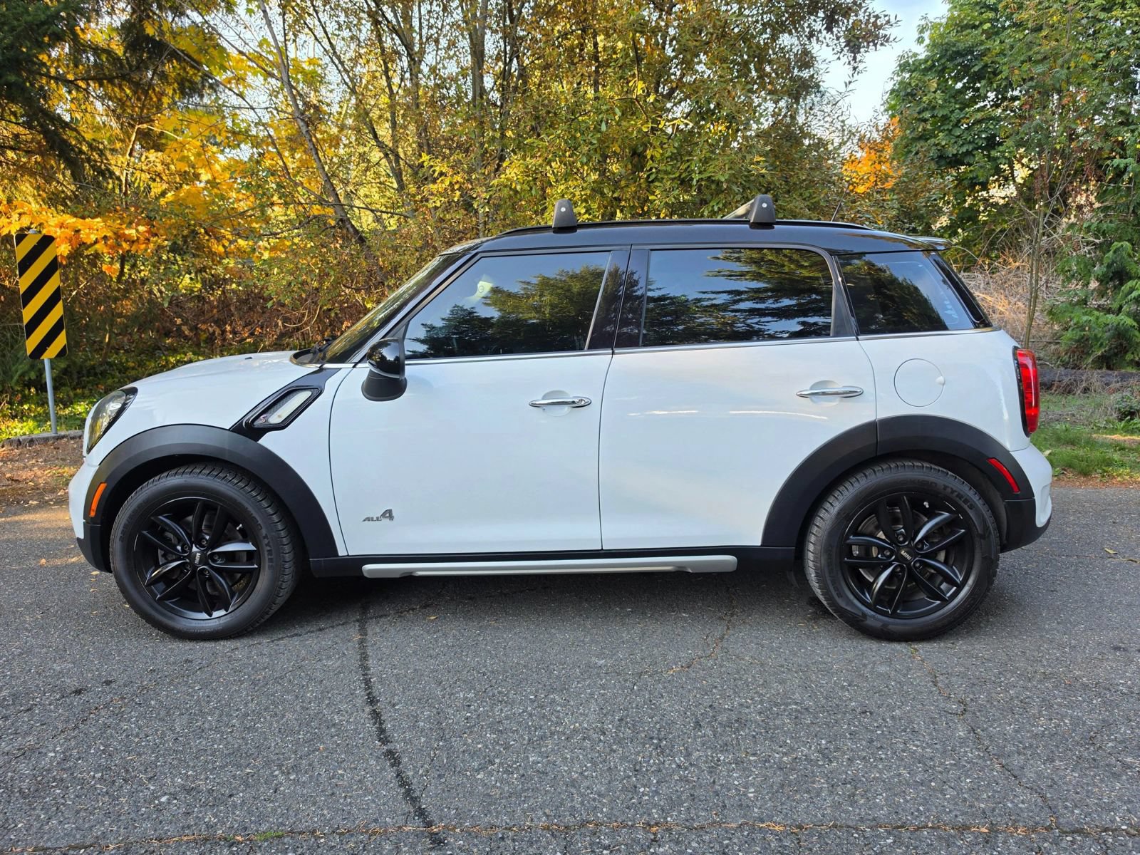Used 2015 MINI Cooper Countryman S AWD/4WD image 2