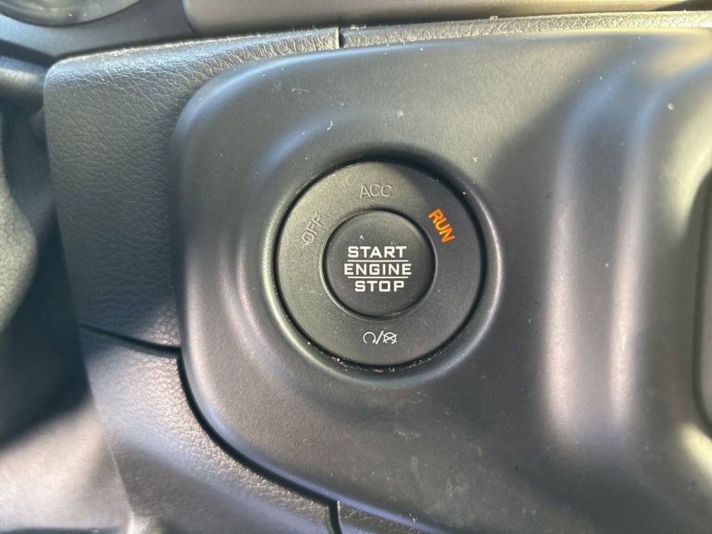 Used 2020 Jeep Wrangler Unlimited Sport image 28