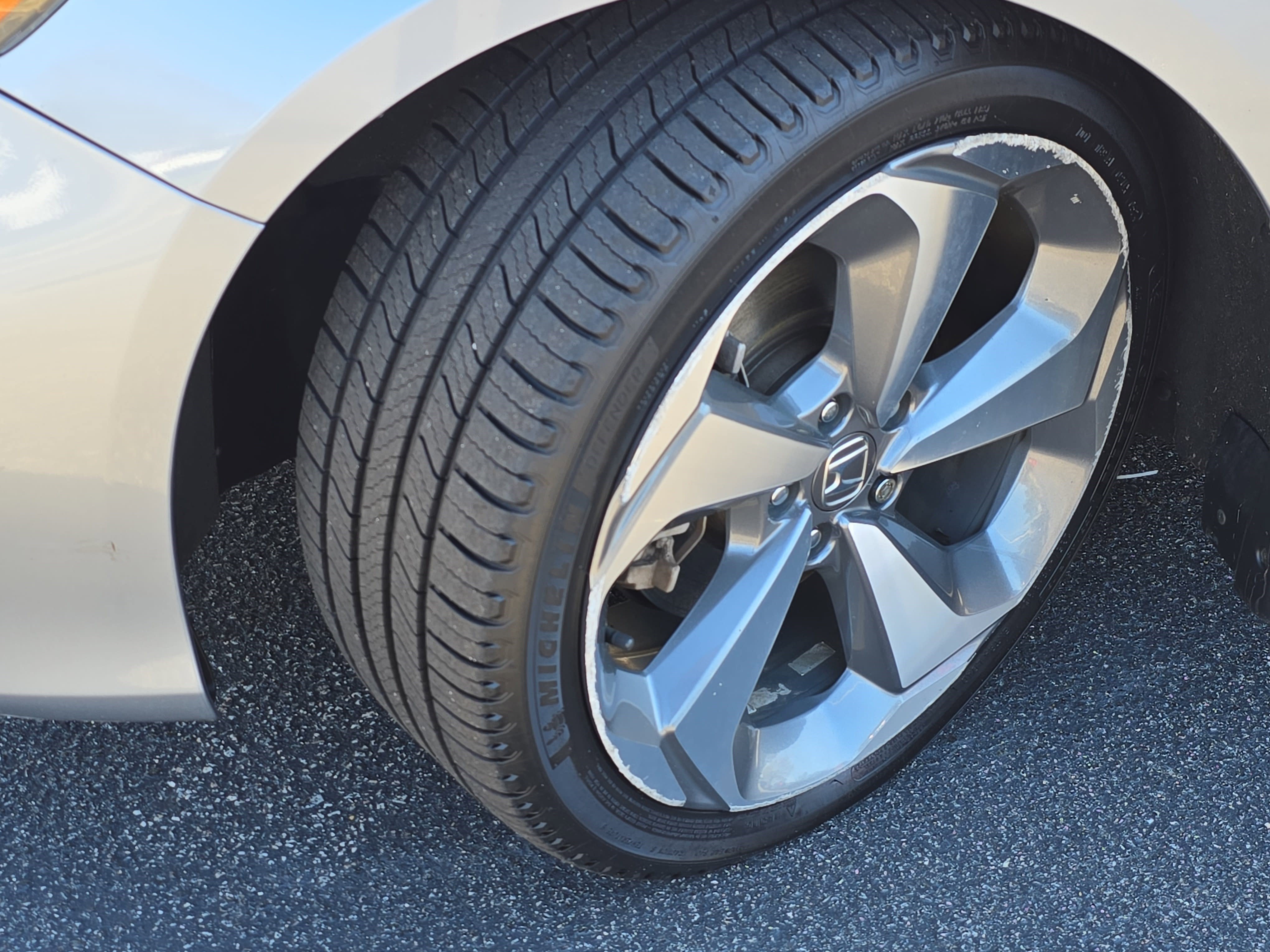 Certified 2020 Honda Accord Touring image 33