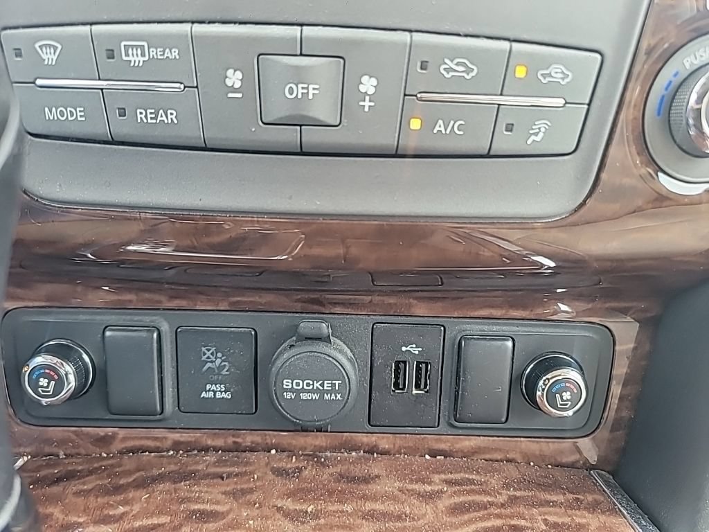 Used 2019 Nissan Armada Platinum w/ Captain's Chairs Package AWD/4WD image 14
