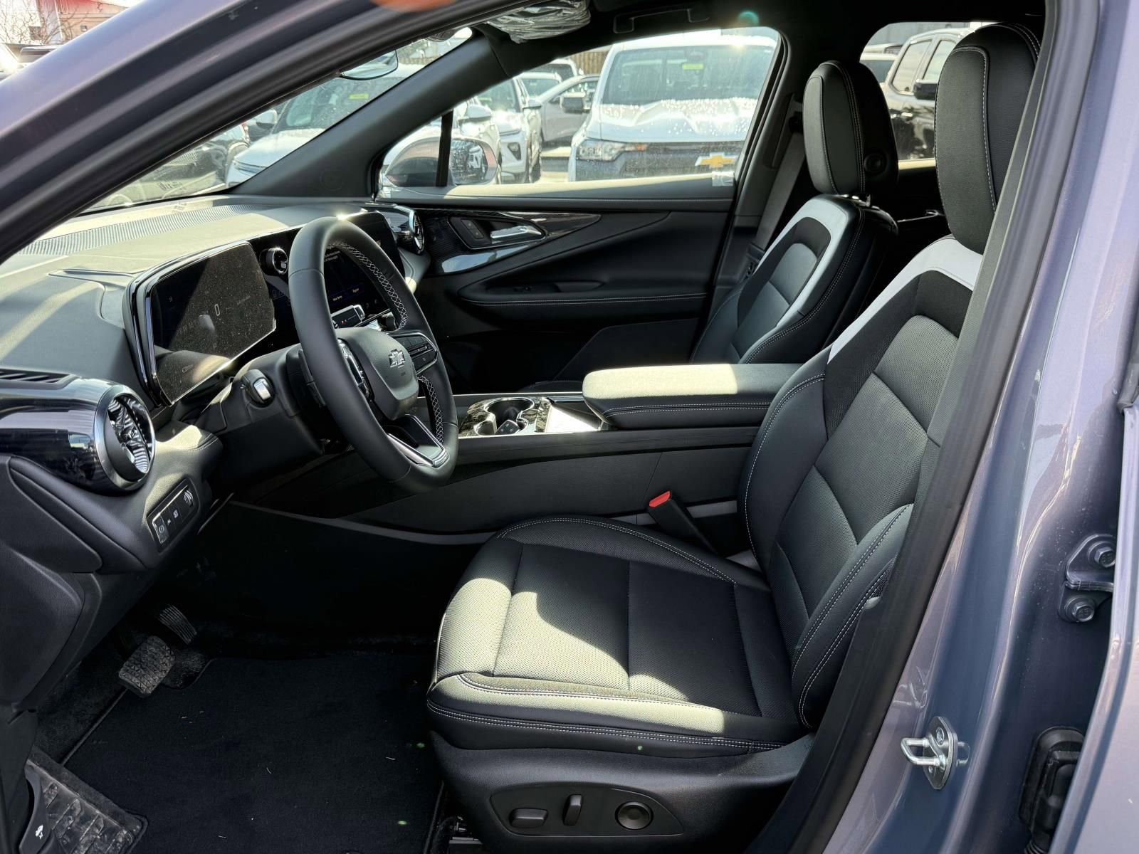 New 2026 Chevrolet Blazer EV LT image 19