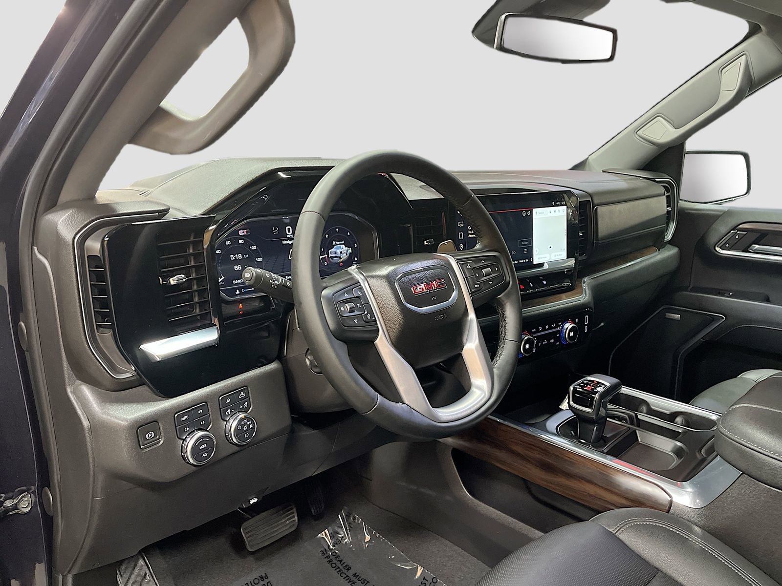 Used 2024 GMC Sierra 1500 SLT w/ SLT Premium Plus Package image 9