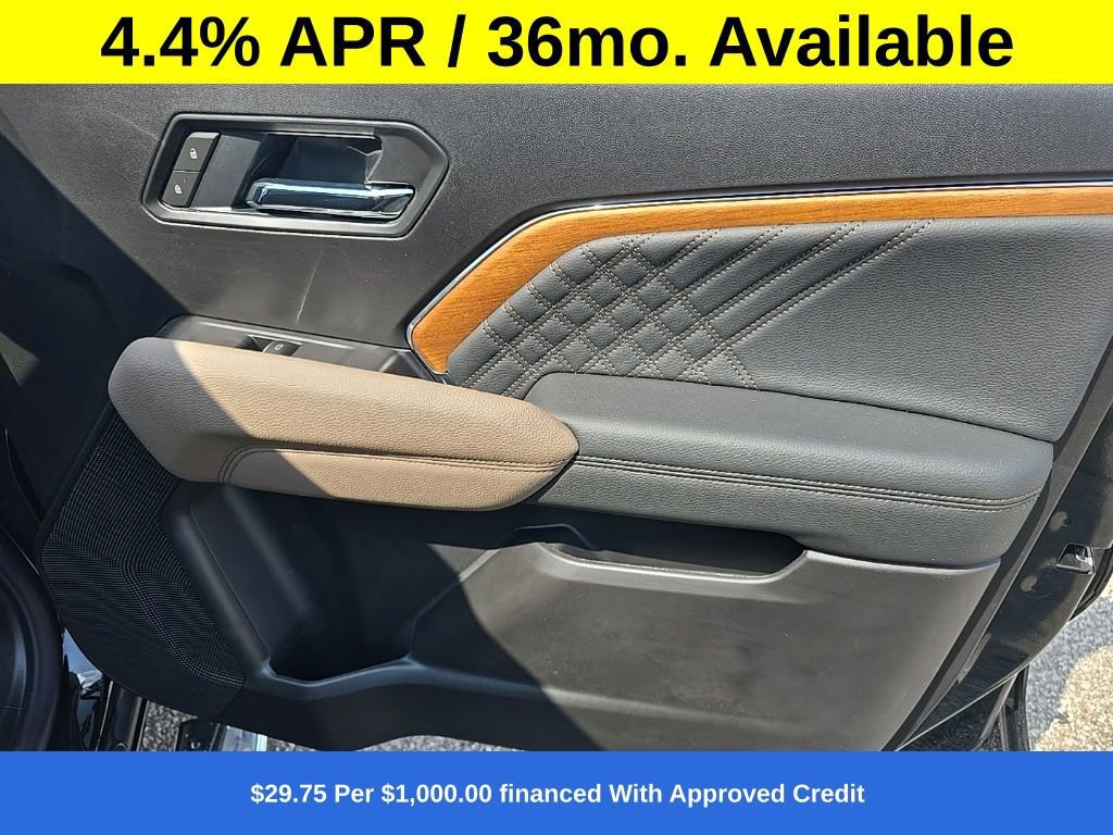 New 2026 GMC Canyon Denali image 9