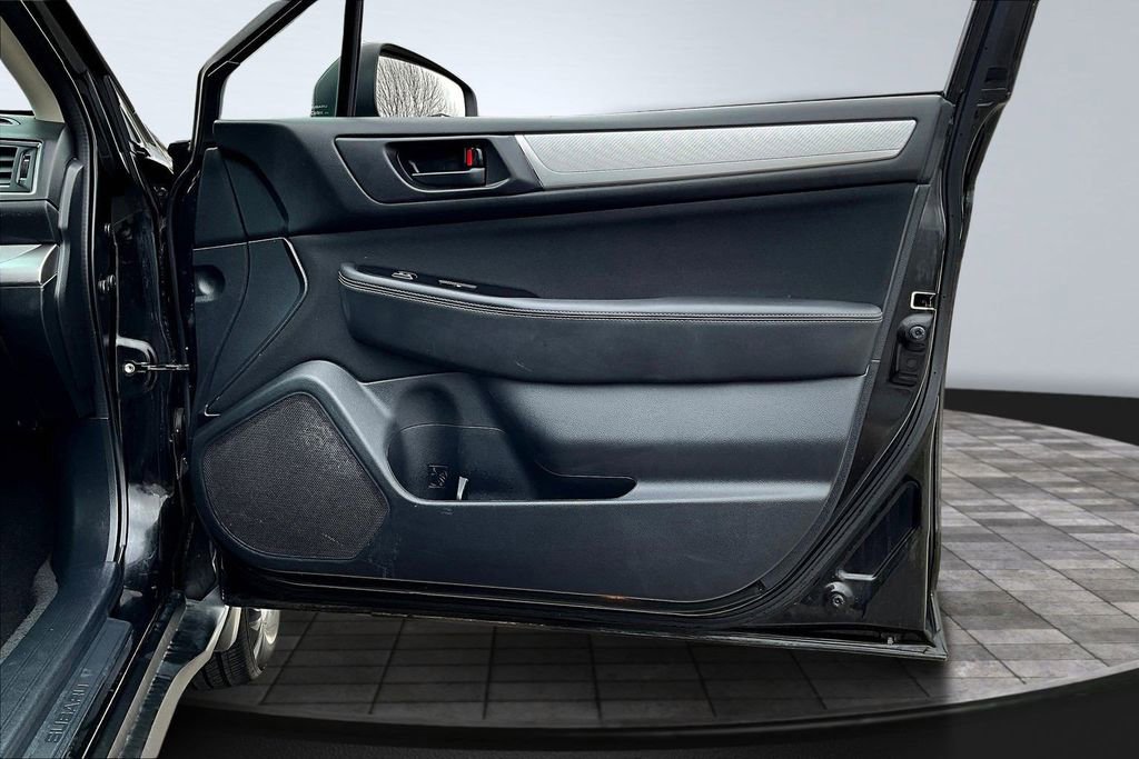 Used 2019 Subaru Outback 2.5i image 26