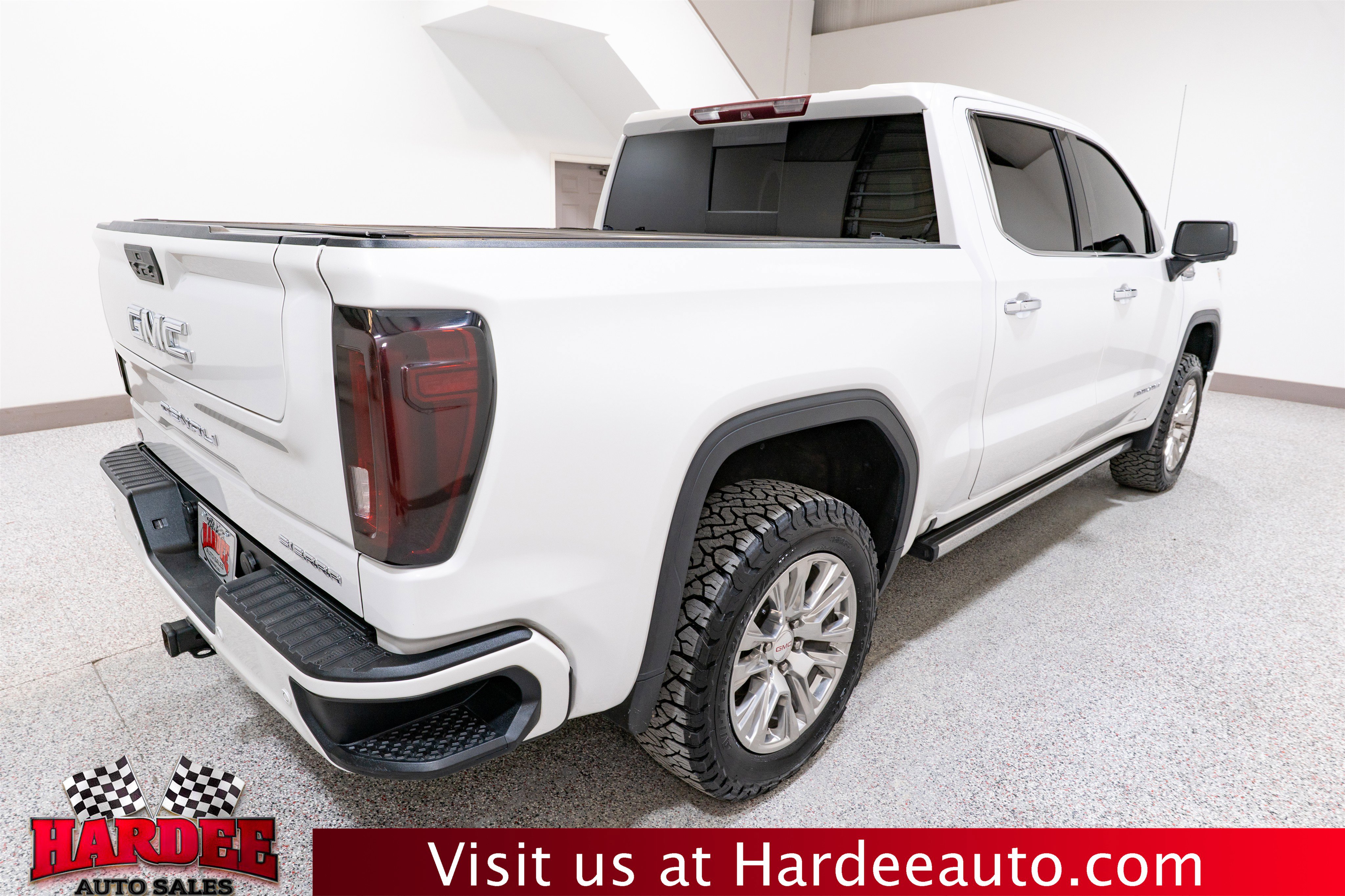 Used 2019 GMC Sierra 1500 Denali w/ Technology Package AWD/4WD image 5