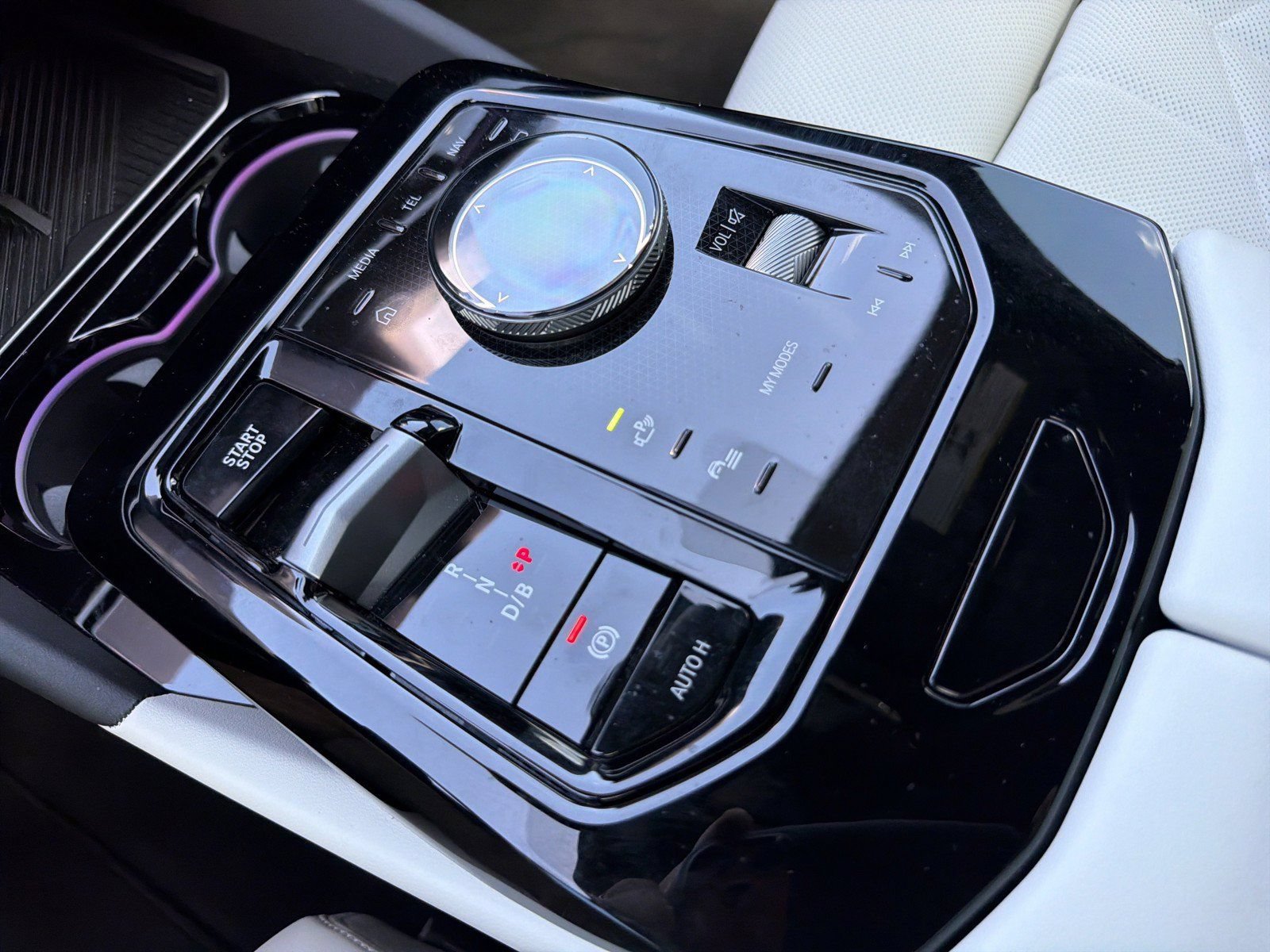 Certified 2025 BMW i5 M60 w/ Premium Package AWD/4WD image 36