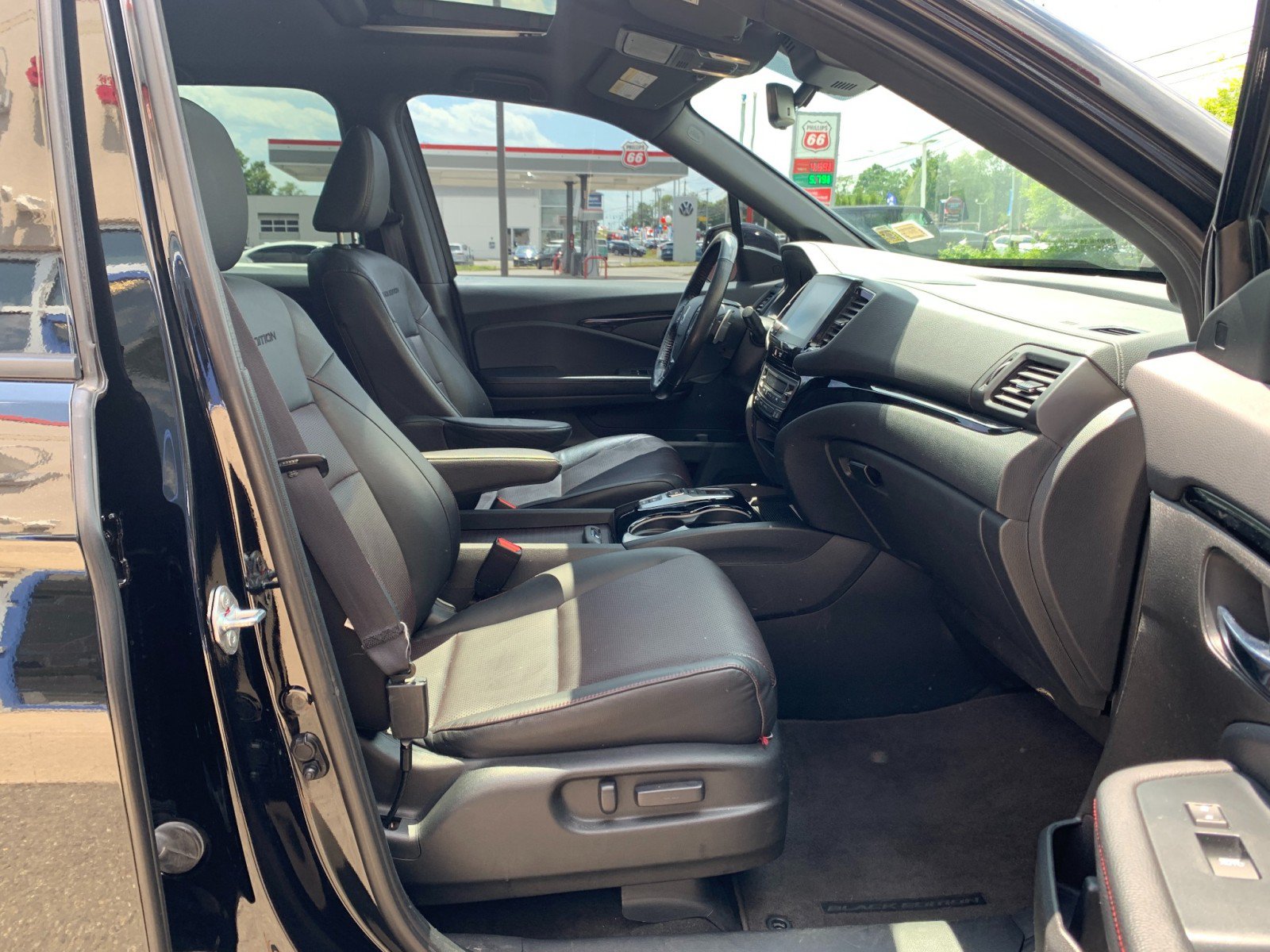 Used 2022 Honda Ridgeline Black Edition image 38