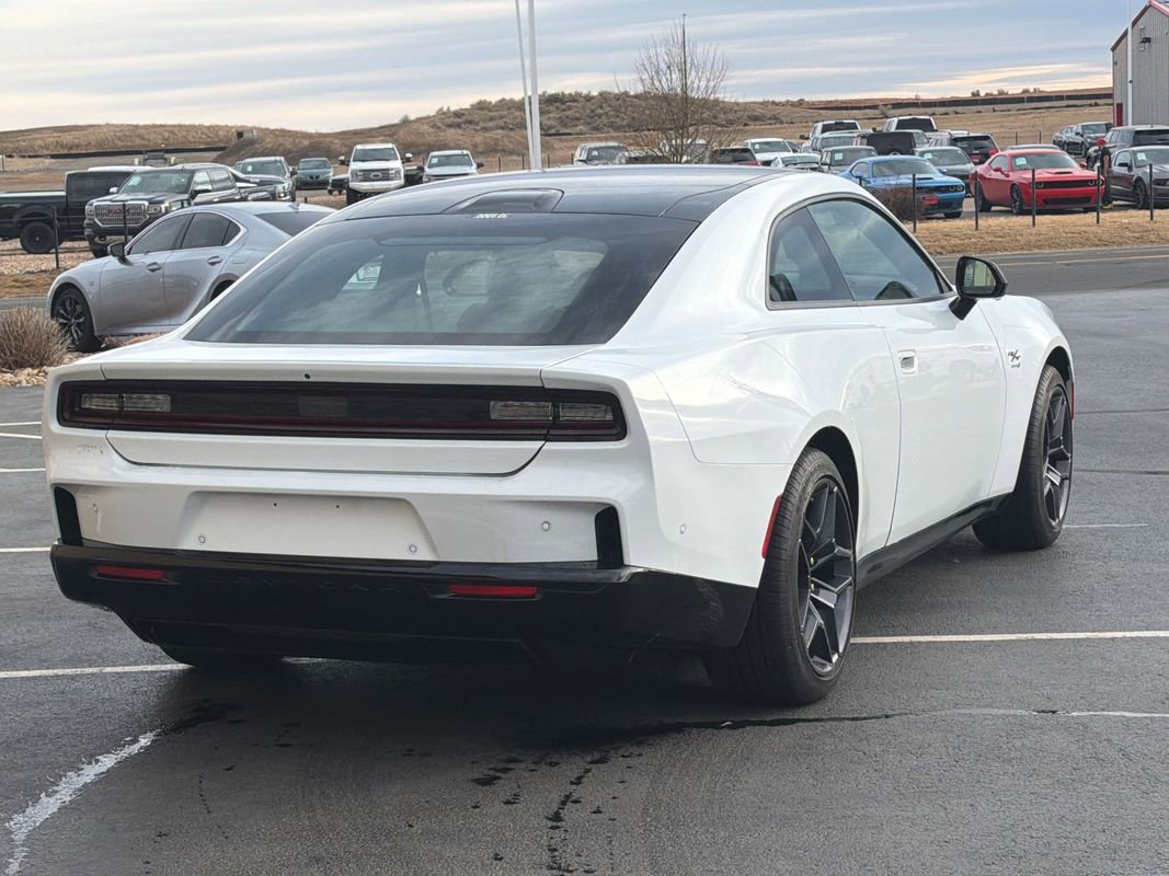 Used 2024 Dodge Charger R/T w/ Plus Group image 33