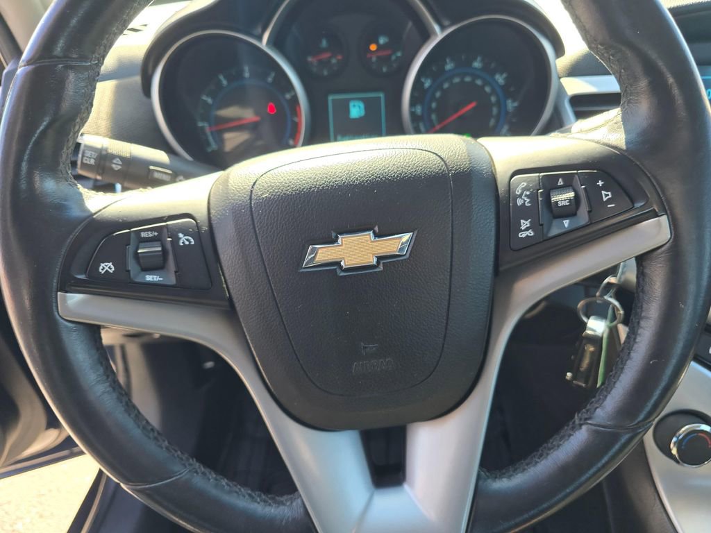 Used 2011 Chevrolet Cruze LT FWD image 20