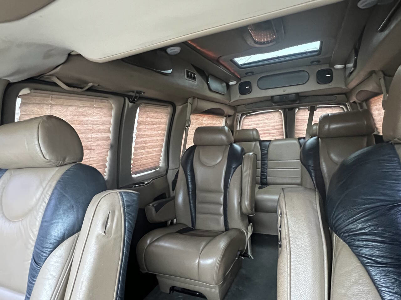 Used 2014 GMC Savana 1500 image 36