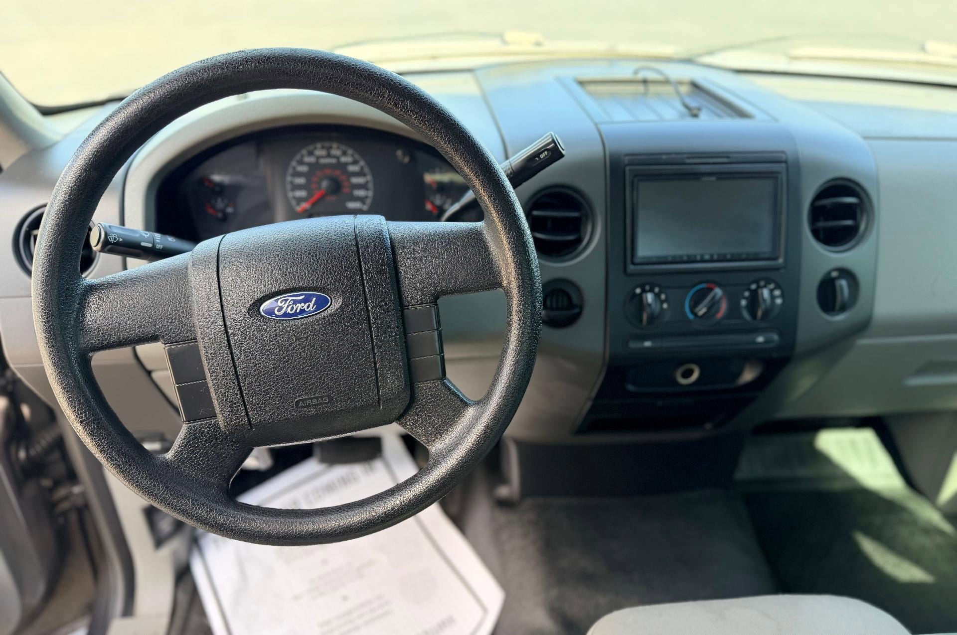Used 2006 Ford F150 STX RWD image 10