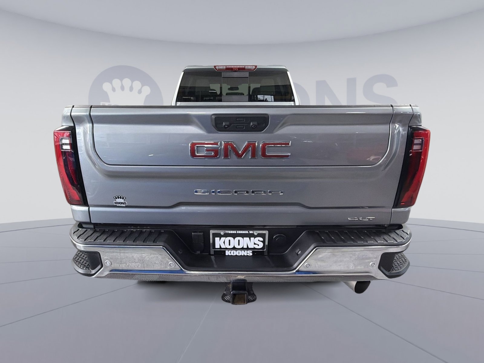 Used 2025 GMC Sierra 3500 SLT w/ SLT Convenience Package image 5