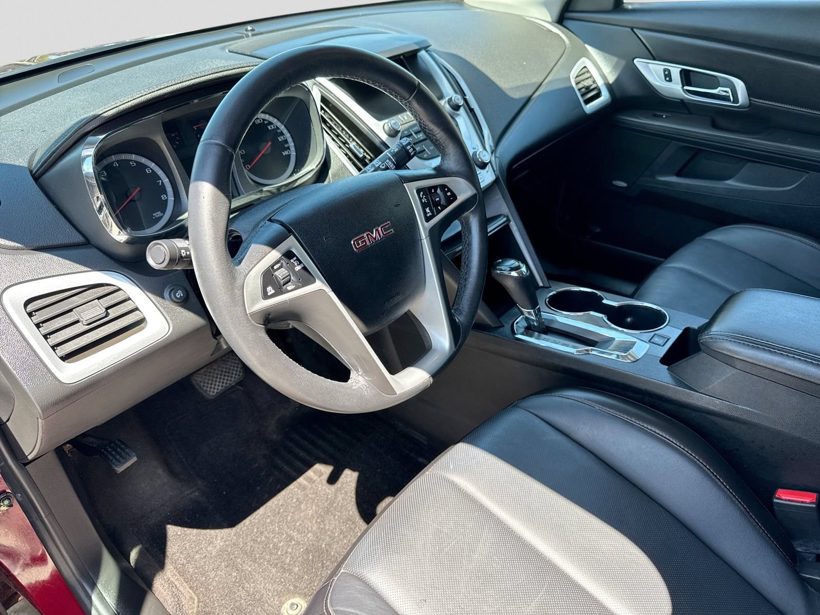 Used 2016 GMC Terrain SLT w/ Open Road Package FWD image 2
