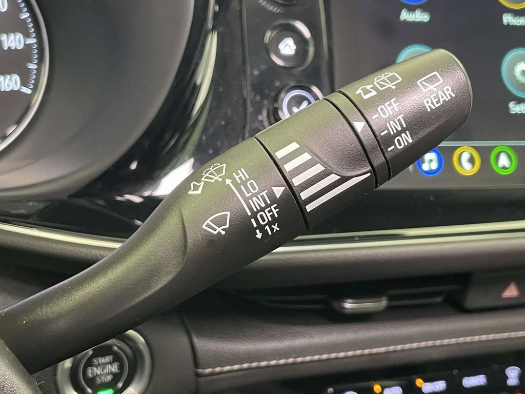 Used 2023 Buick Envision Avenir AWD/4WD image 38