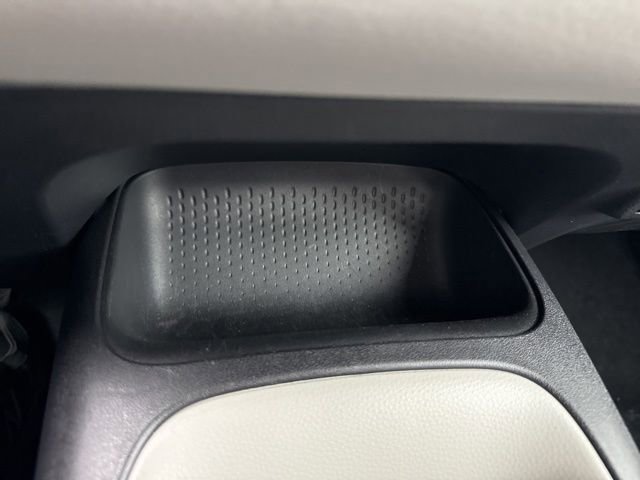 Used 2025 Toyota Corolla LE FWD image 17