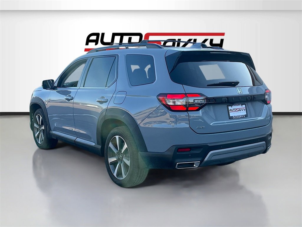 Used 2023 Honda Pilot Elite image 5