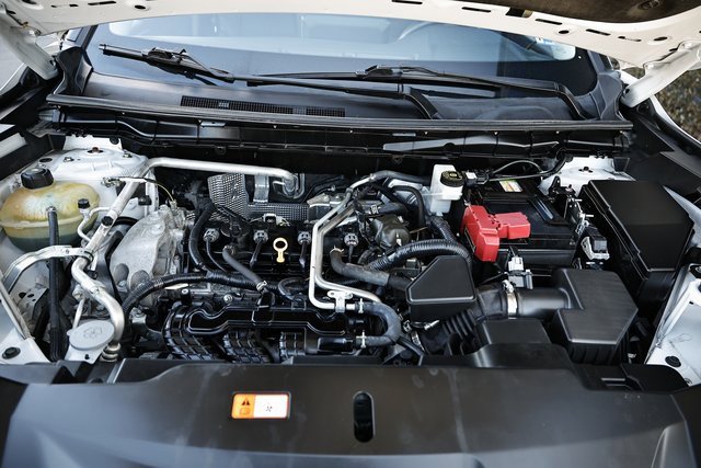 Used 2024 Mitsubishi Outlander SE image 28