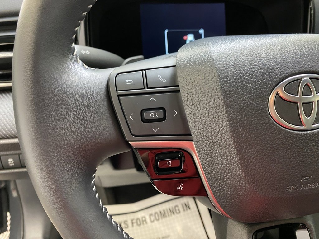 Used 2025 Toyota Camry Hybrid image 30