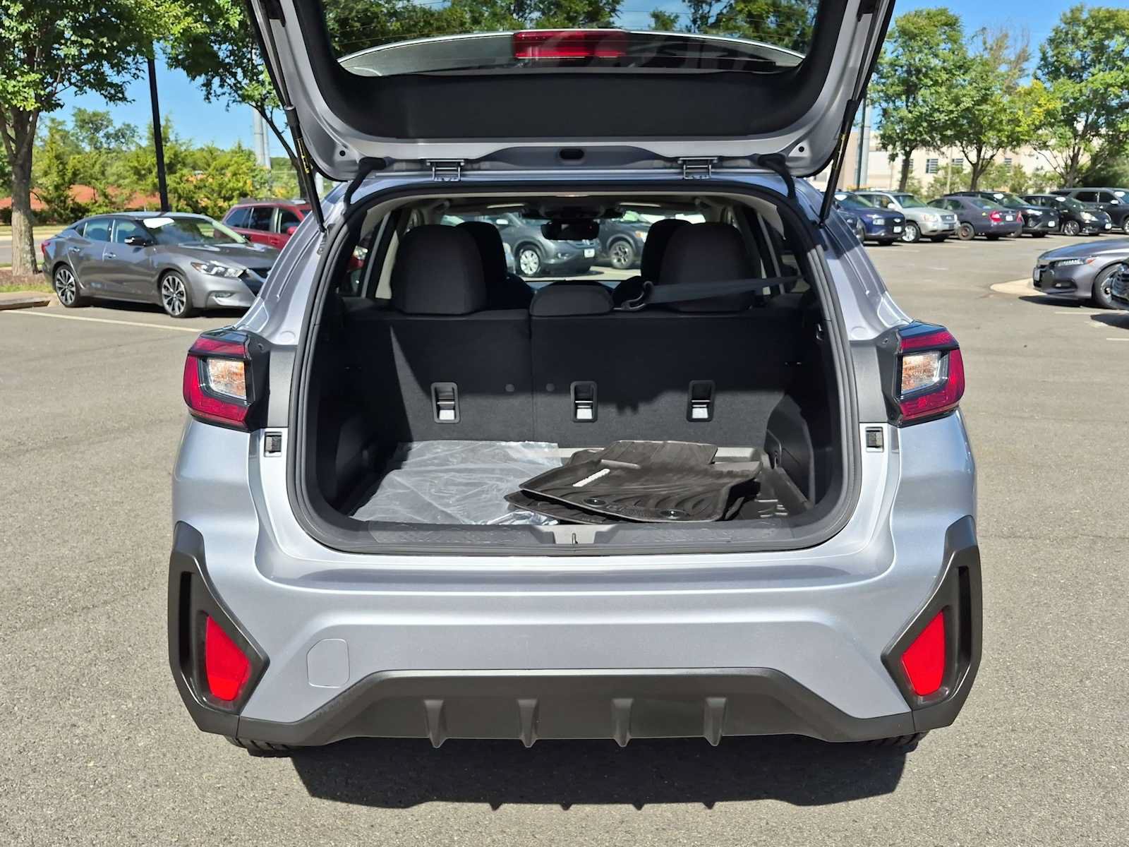 Used 2024 Subaru Crosstrek 2.0i Premium AWD/4WD image 35