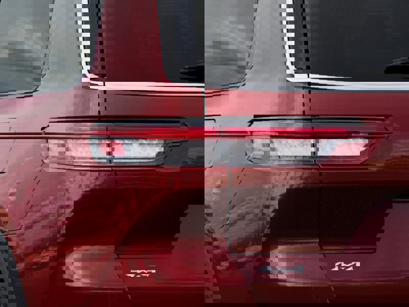 New 2025 Jeep Grand Cherokee L Limited image 14