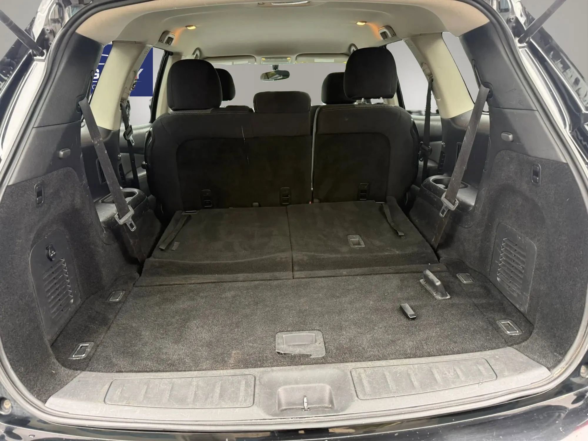 Used 2019 Nissan Pathfinder SV AWD/4WD image 35