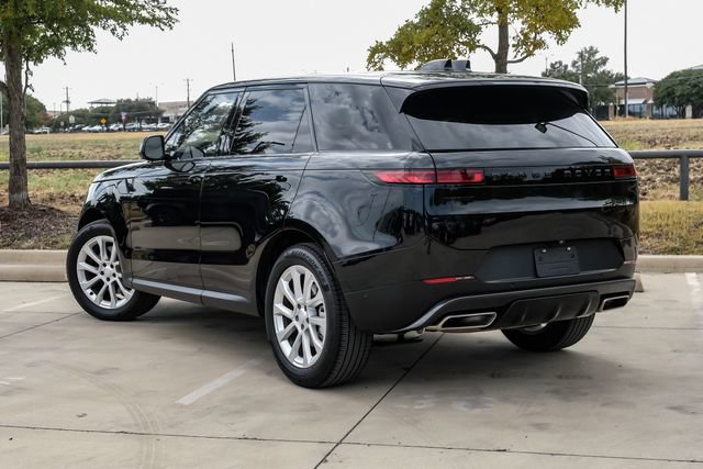 Used 2025 Land Rover Range Rover Sport SE AWD/4WD image 11