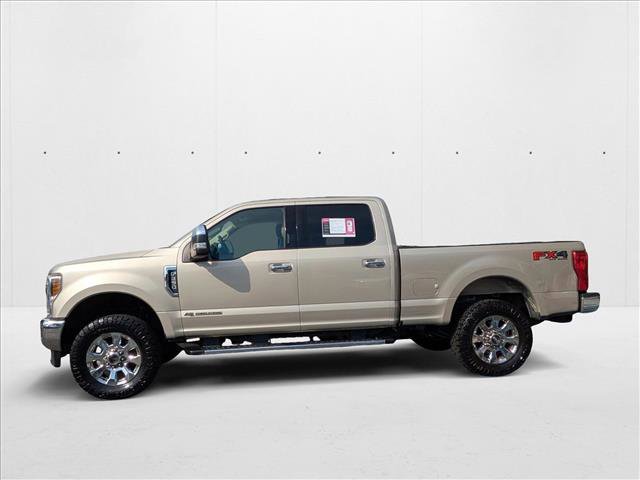 Used 2018 Ford F250 Lariat w/ Chrome Package image 9