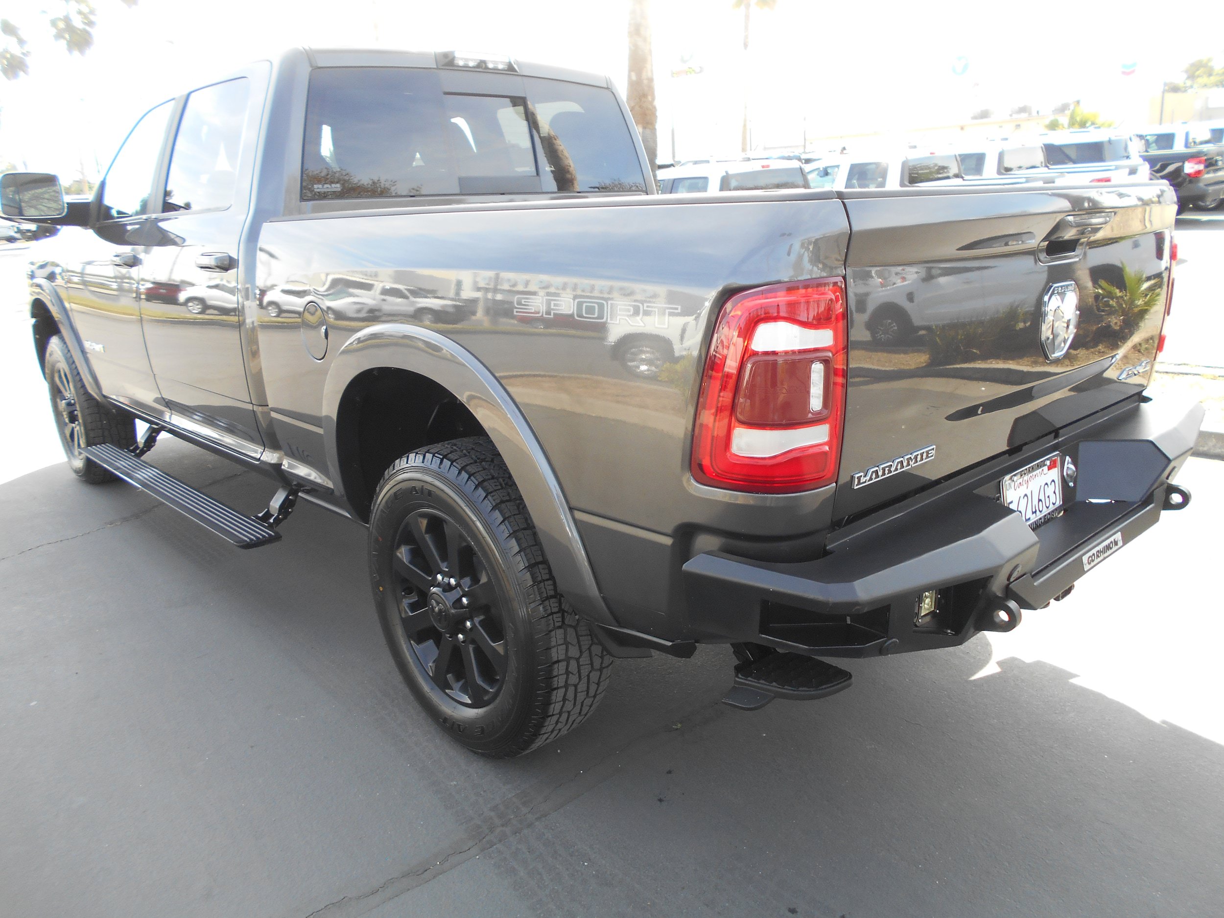 Used 2021 RAM 3500 Laramie AWD/4WD image 8
