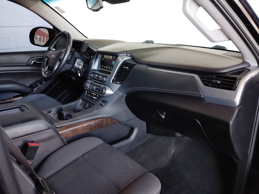 Used 2017 Chevrolet Suburban 3500 LS w/ Driver Alert Package AWD/4WD image 13