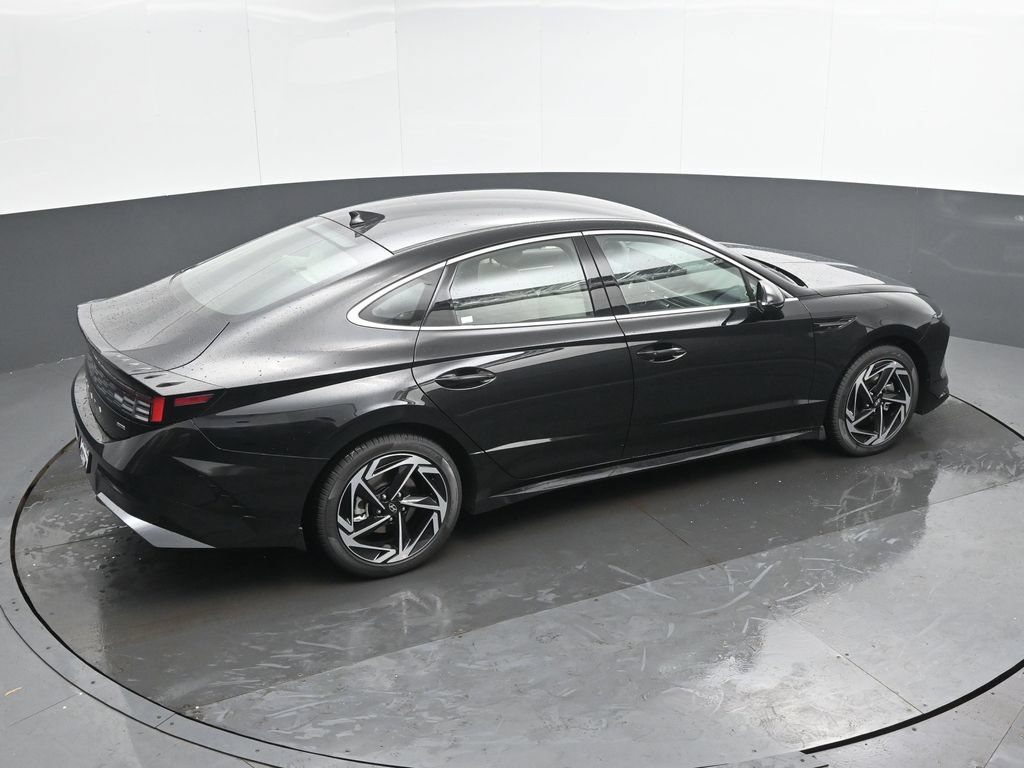 New 2026 Hyundai Sonata SEL AWD/4WD image 30